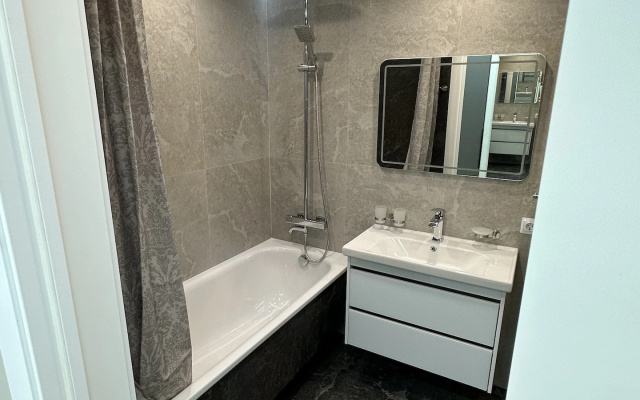 Apartamenty na ulice Tankistov 80a
