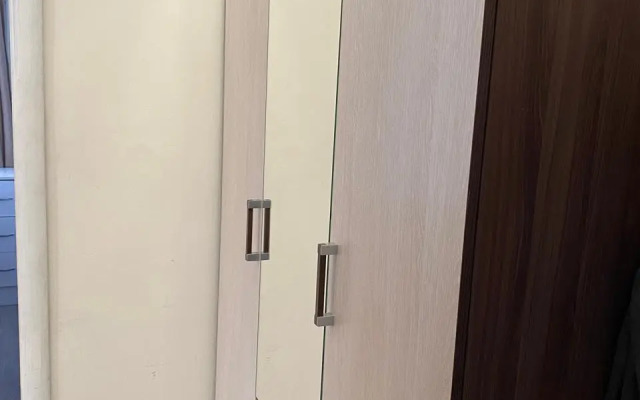 Chetyrekhmestnaya v tsentre Flat