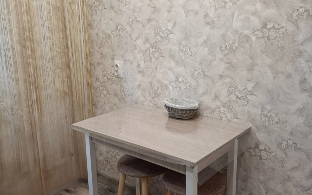 U Zhd Vokzala Flat