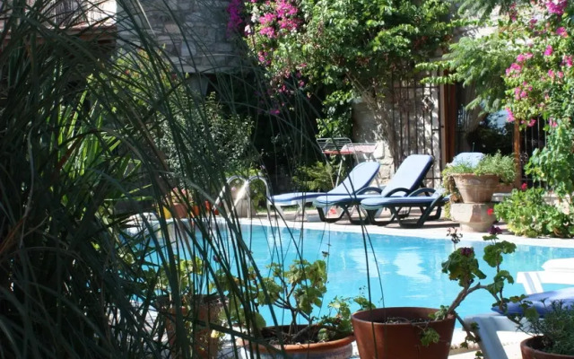 Mandarin by Important Grup Travel Villa