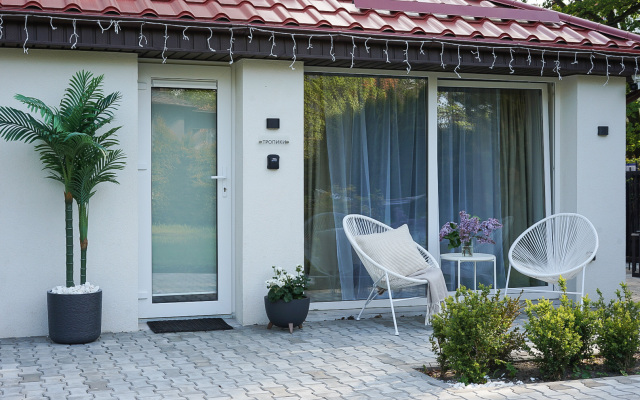 Tropics by Pavlov Apartments