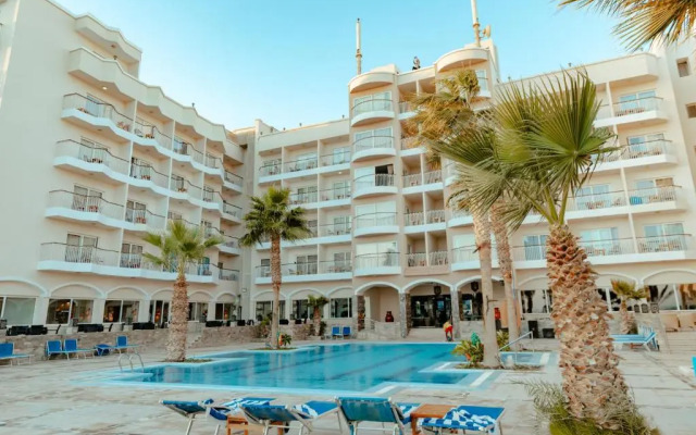 Курортный отель Royal Star Beach Resort