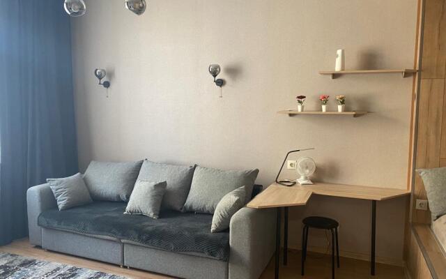 Svoy Lux Flat