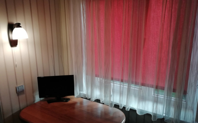Proletarskaya D.47 U Nizhnego I Verkhnego Ozera Flat