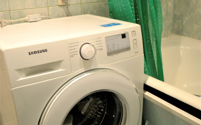 Квартира двухкомнатная раздельными спальнями возле МГТУ