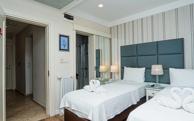 Ten Rooms Istanbul Hotel - Adults Only
