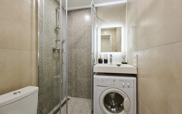 17 Chernomorskiy Bulvar 17/1 Apartment