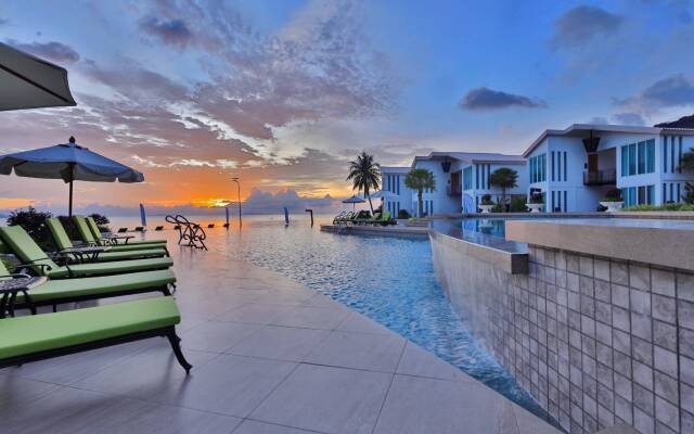 Vannee Golden Sands Beachfront Resort