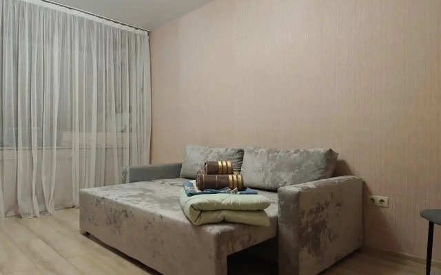 Uyutnaya Odnokomnatnaya V Novom Dome Flat