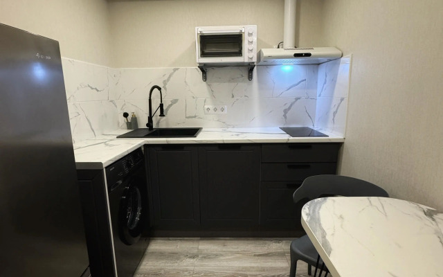 Dvukhurovnevye V 3 Minutakh Ot Morya Apartment