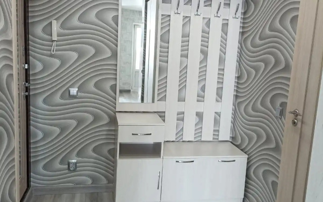 Uyutnaya V Novom Mikrorayone Flat
