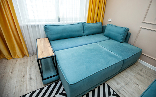 Na Kurchatova 24 - 2 Komnatyi Apartments