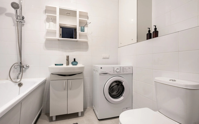Provans v Lunnom Svete Flat