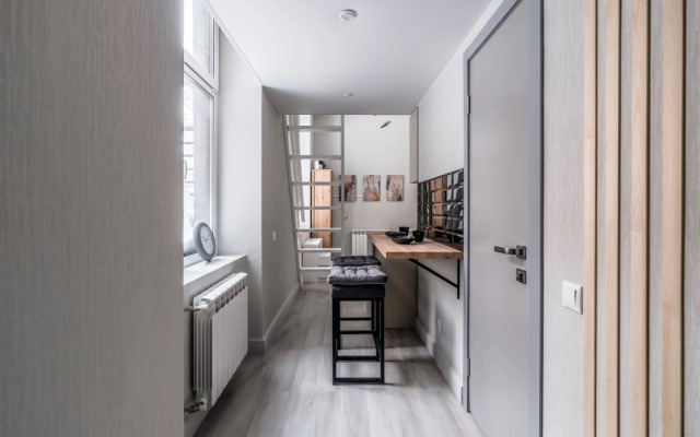 Апартаменты Улучшенные с Балконом Двухуровневые у метро Аэропорт 305