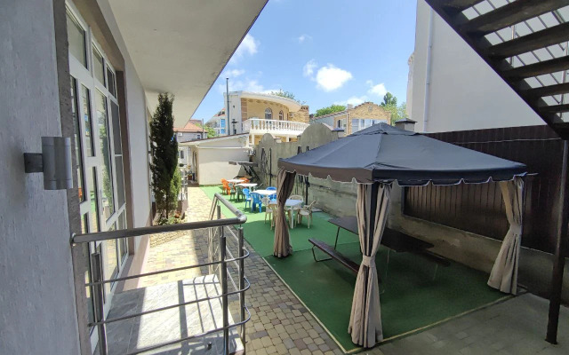 Na Peschanoy 23 Guest House