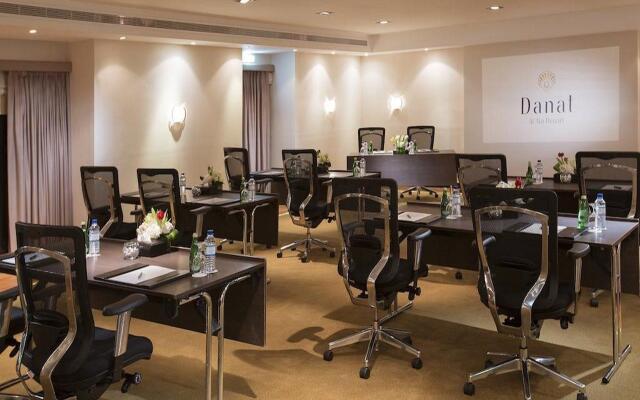 Danat Al Ain Resort Hotel