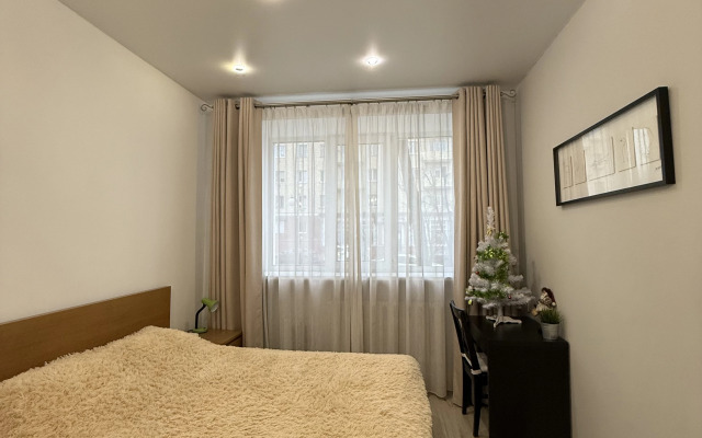 Апартаменты Площадь Славы