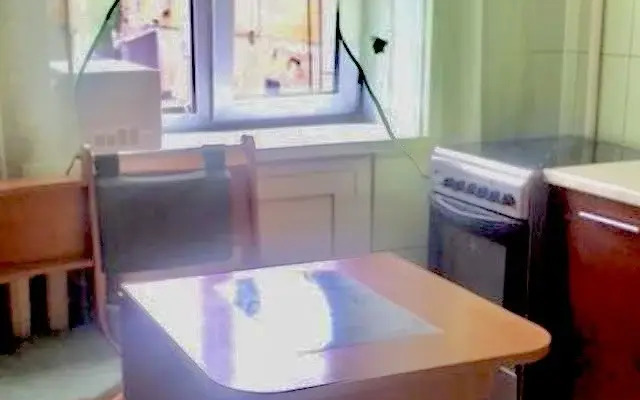 Квартира 2-комнатная с балконом в центре на Ленина