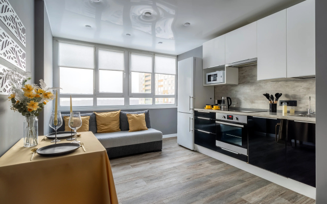 Квартира SunSet Сахарова 105/1