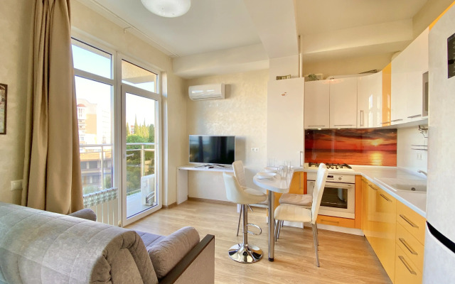 Apartments Alfa Chernomorskaya 12