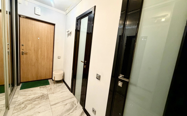 Квартира Лайф Апарт Стильная Евро 2-ка Новорогожская 28