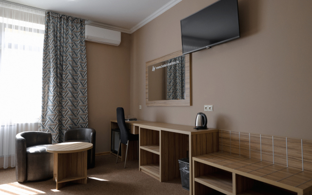 Marton Oka Hotel