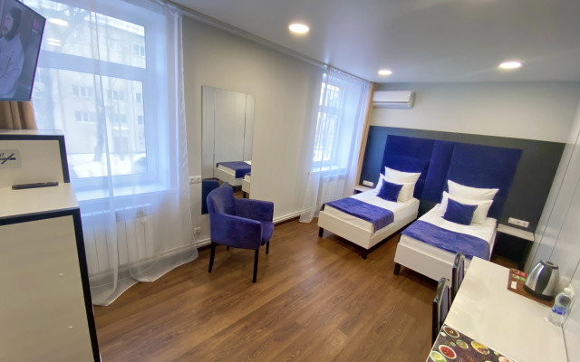 Отель RedFox в центре