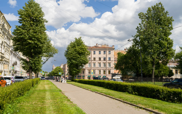 Квартира 2 Ночи на проспекте Московский 42 (2)