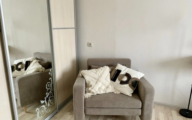 Uyutnaya Na Naberezhnoy Flat