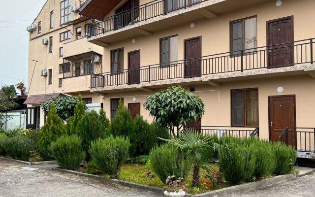Gostevoy Dom "ilon House"