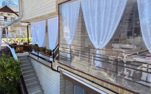 Lazurny Guest House