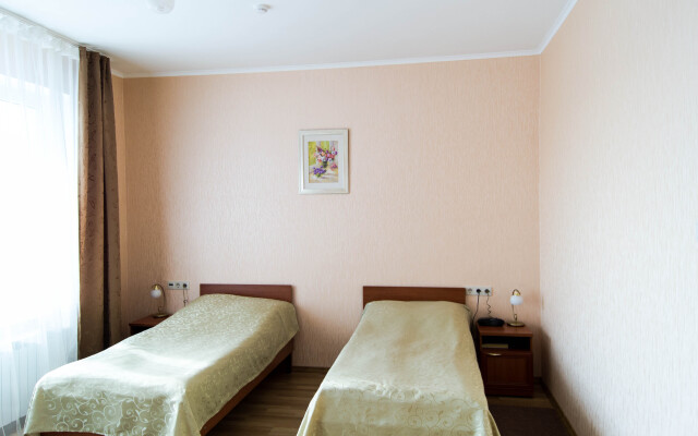 Voyage Hotel