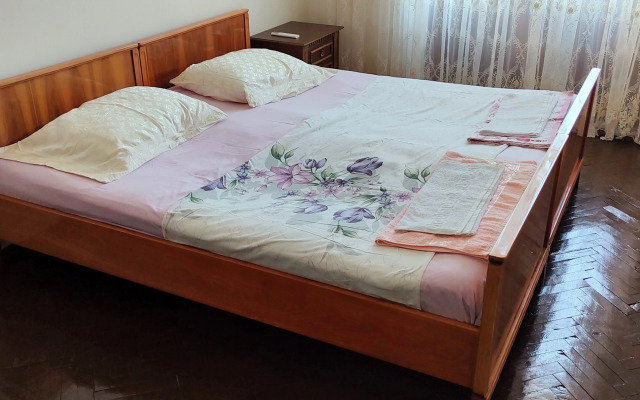 Solnechnaya v Tsentre Flat