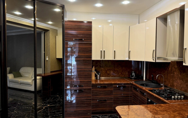 Квартира 382 с Балконом 7 Мин до Моря