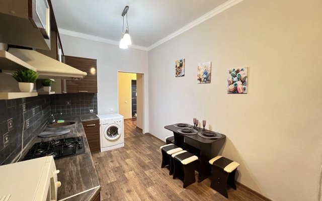 Na Ulitse Rozy Lyuksemburg 49 Flat
