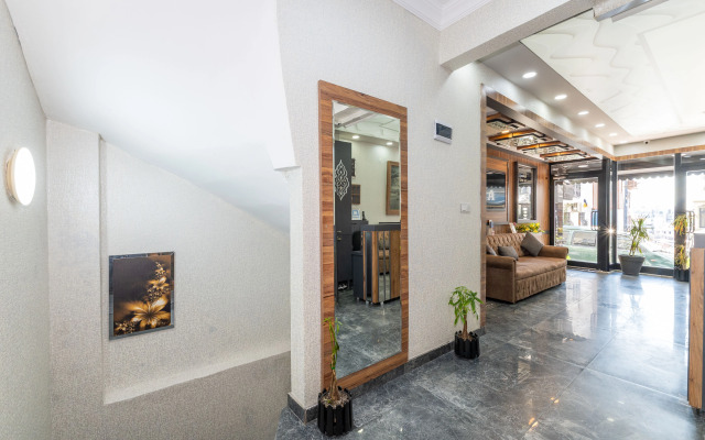 Отель La Serena Hotel & Suites