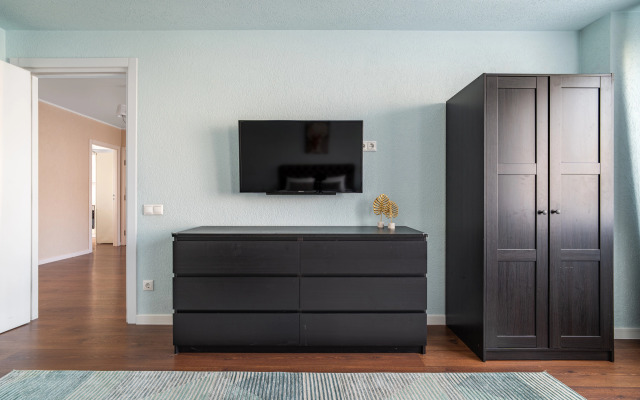 Квартира KRASROOM на Набережной Енисея