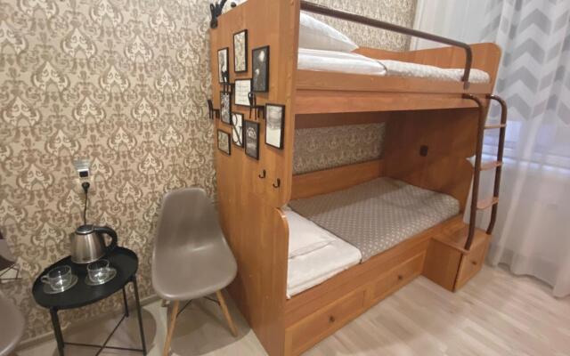 812 Hotel