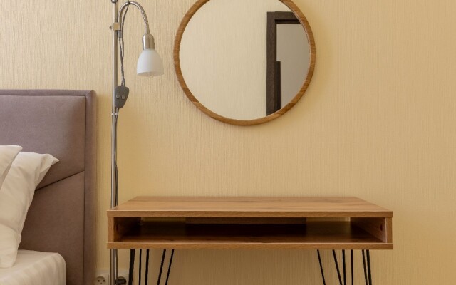 One-Room R&B Apartments on Nevsky 23