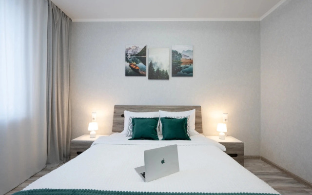 Dizain s vidom na Chashu i naberezhnuyu Apartments