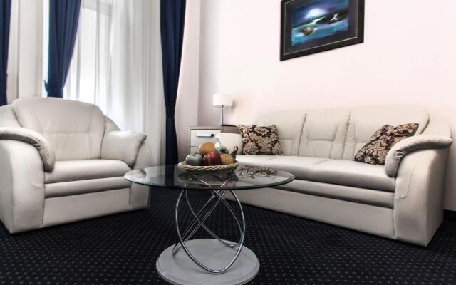 Ночлег и завтрак (B&B) Five Points Square - City Center