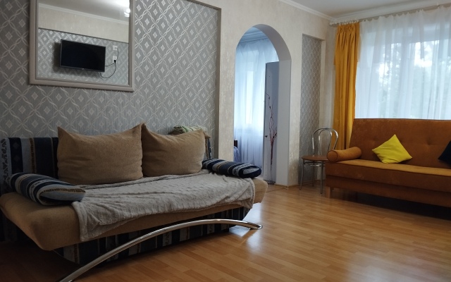 Dvukhkomnatnaya Vozle Tsentra Flat