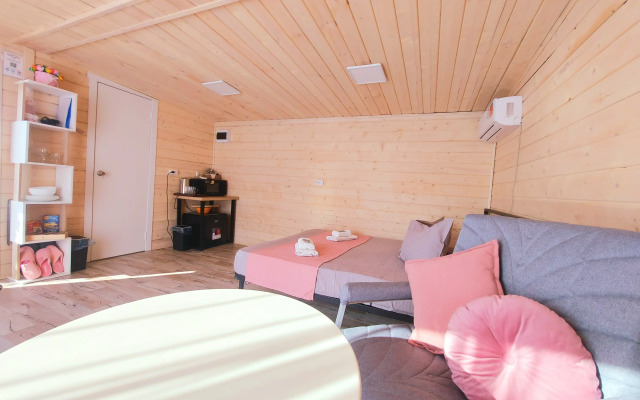 Domik Dlya Semyi Ili Kompanii Druzey Glamping