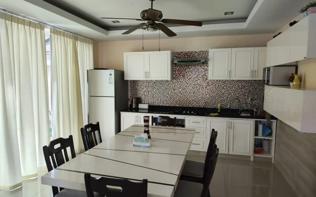 Jomtien Condotel&village Villa