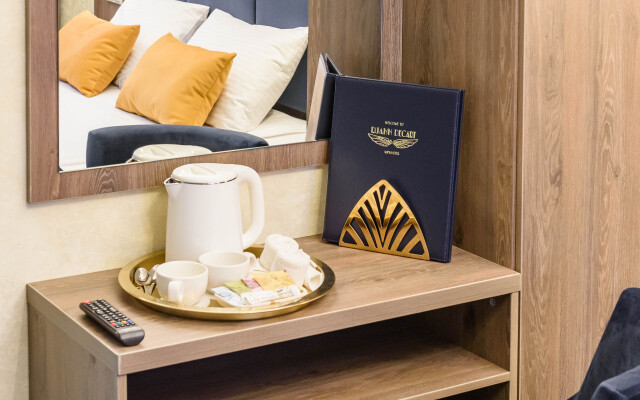 Ruann Decart Hotel