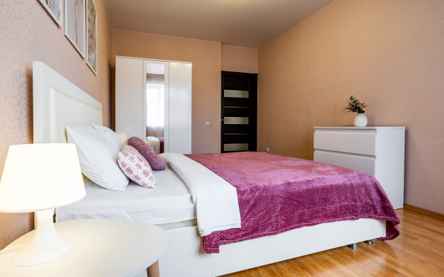 Квартира двухкомнатная Апарт-Отелика в шаговой доступности к парку Галицкого