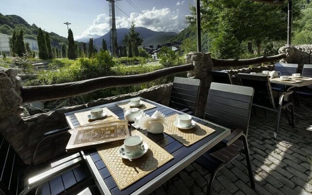 Fort Evrika Hotel