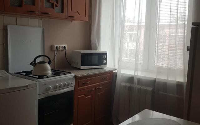 Oktybrskyi Prospekt 409 Flat