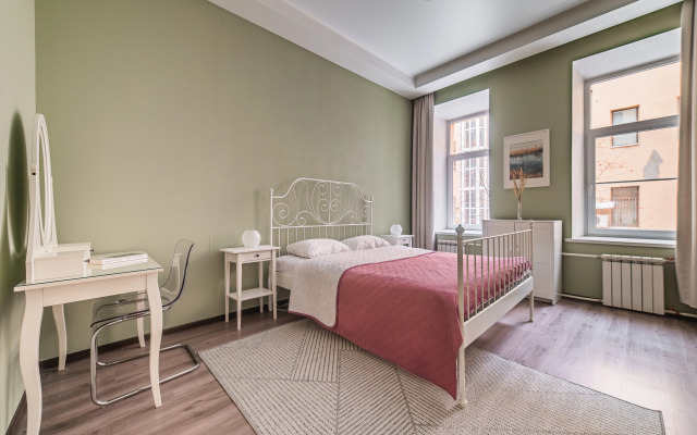 Апартаменты на Невском Проспекте 63