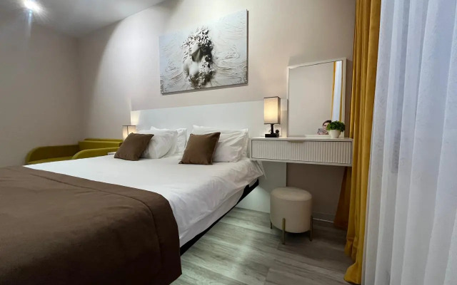 Апартаменты на Аделя Кутуя 100